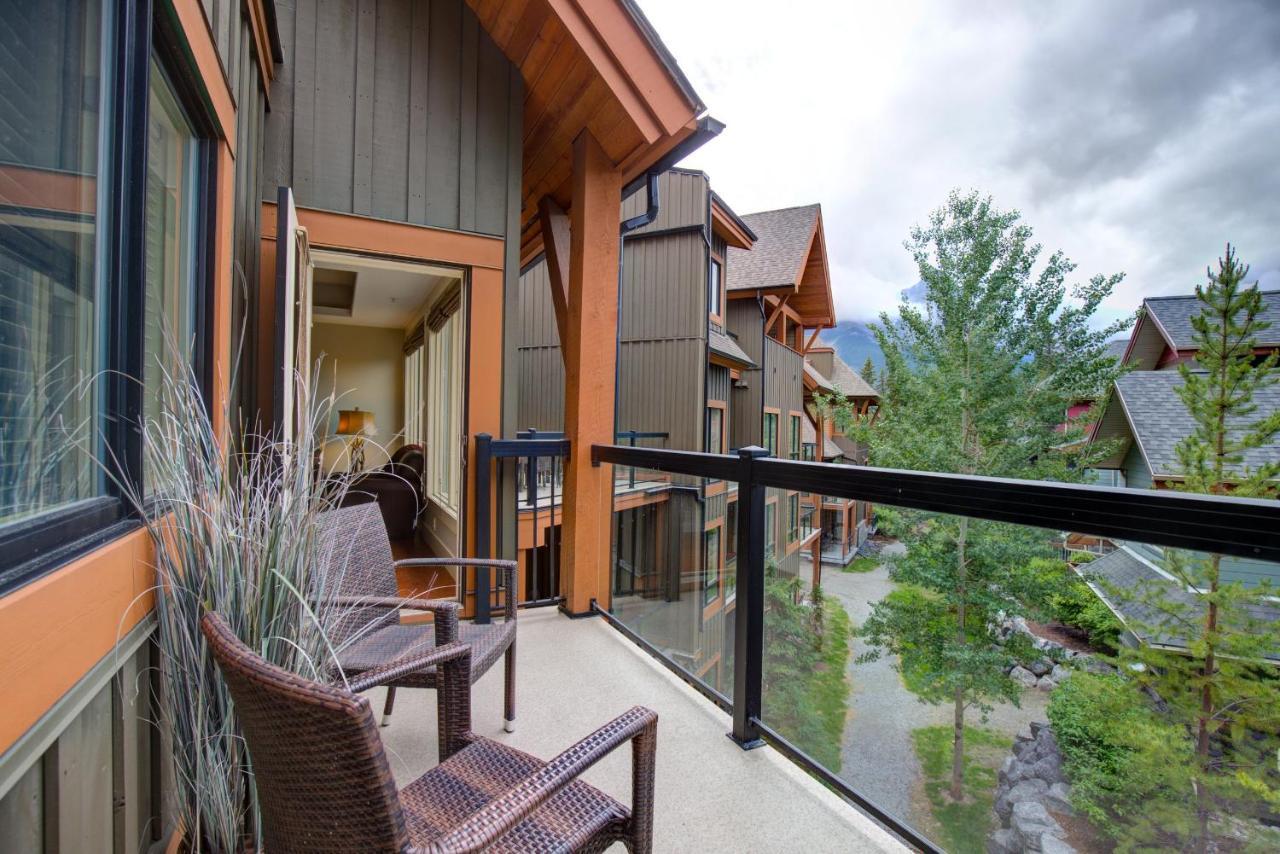 Misty Mountain- Premium 2 Bedroom Mountain View Canmore Exteriör bild